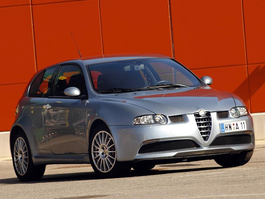  Alfa Romeo 147 GTA 2002 года  (фото 5 из 70)